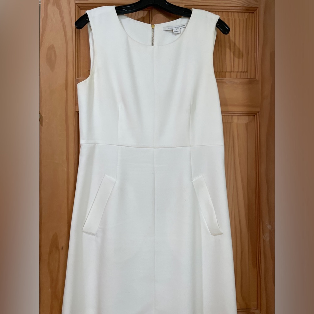 Diane Von Furstenberg Size 12 White Dress